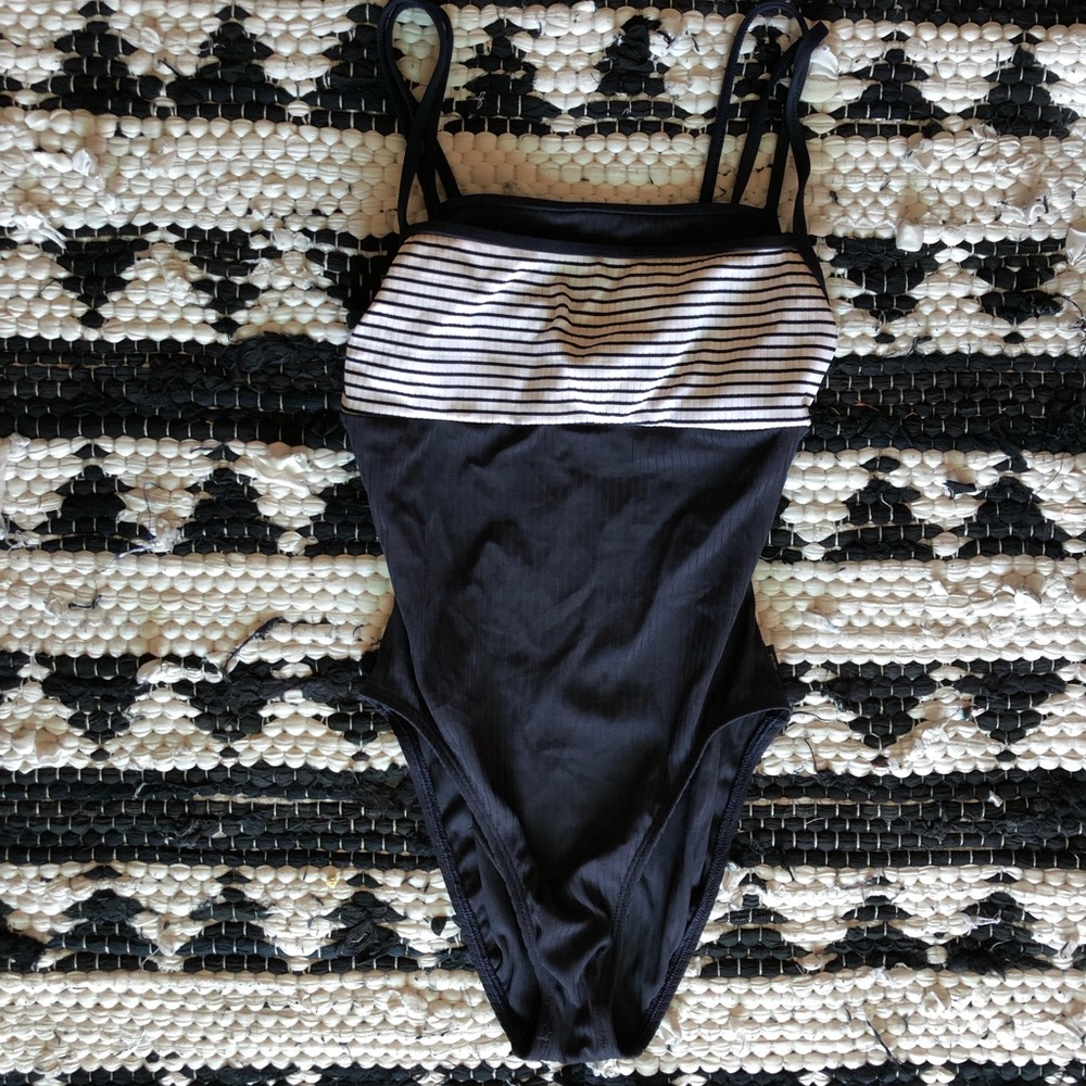 💗 Nautica one piece active swim